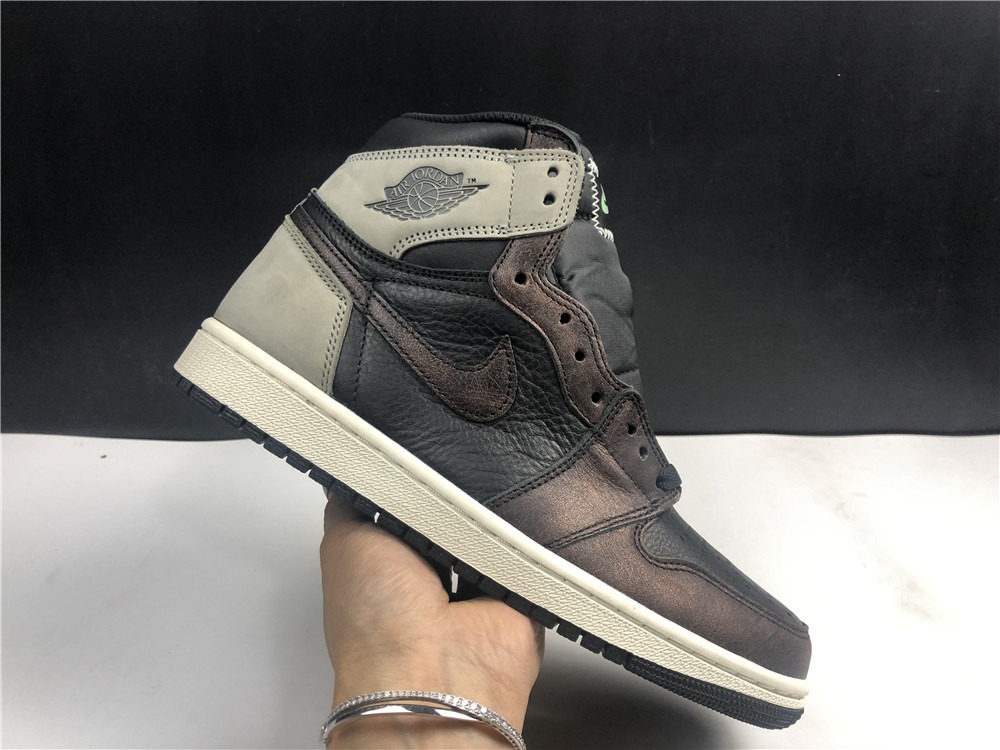 Air Jordan 1 High OG Patina 555088-033